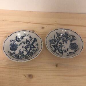 Vintage Blue Danube Set of 2 Coupe‎ Fruit Bowls EUC